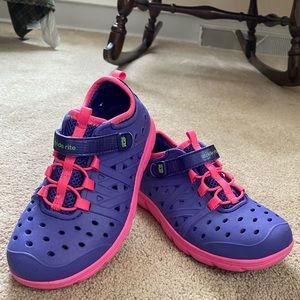 Stride Rite Phibian Sneaker